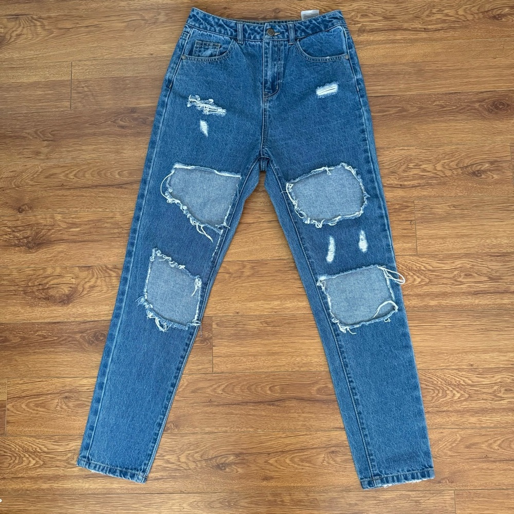 Noisy May Jeans